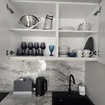 Grand Deluxe Apartman *