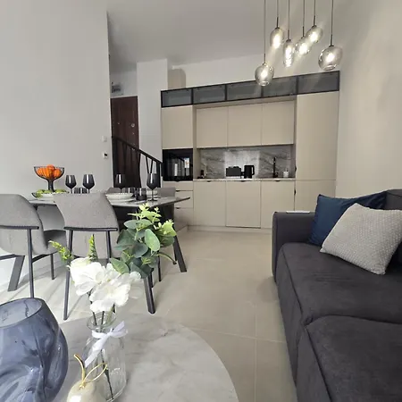 Апартамент Grand Deluxe Свети Влас